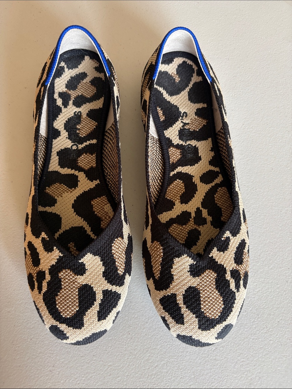 Rothy’s Leopard Print Slip-On Women's Flats - Black & Tan Round Toe 8.5 EUC